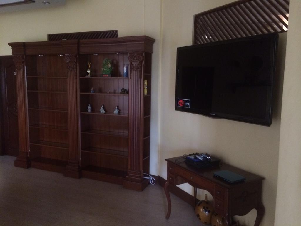 Mactan Breeze - Airport Bed And Breakfast Lapu-Lapu City Exterior foto