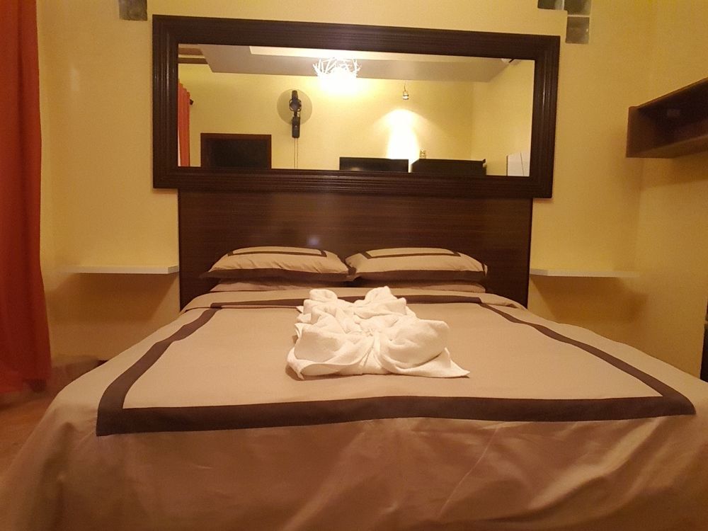 Mactan Breeze - Airport Bed And Breakfast Lapu-Lapu City Exterior foto